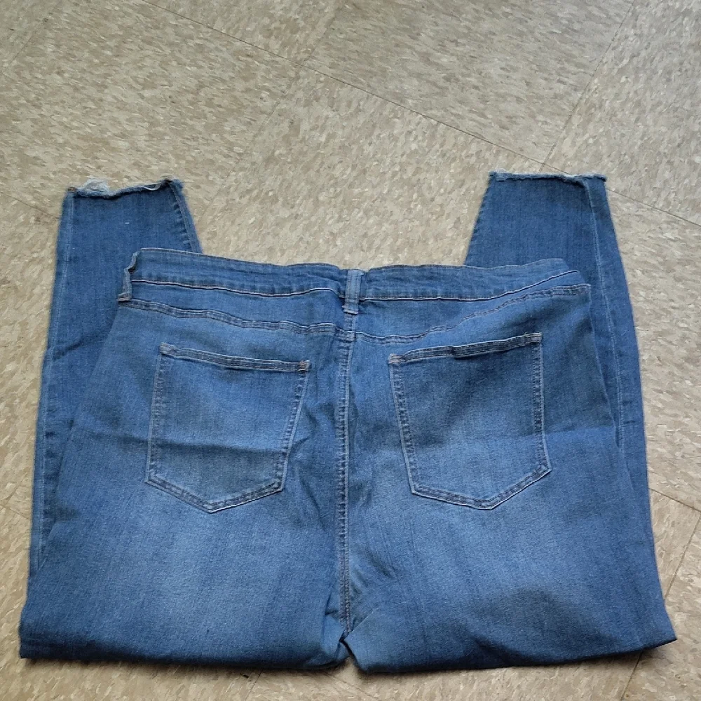 Forever 21 Blue Boyfriend Jeans - Picture 2 of 3